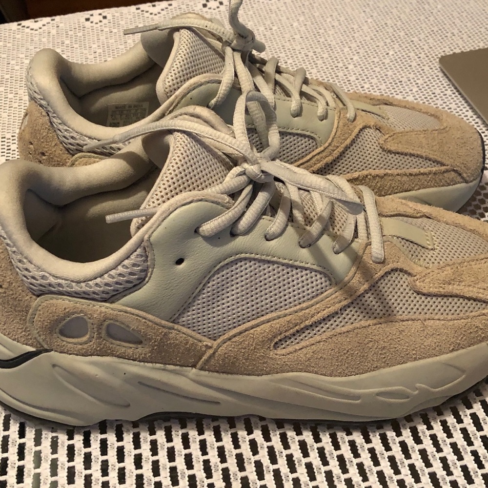 Yeezy Adidas salt